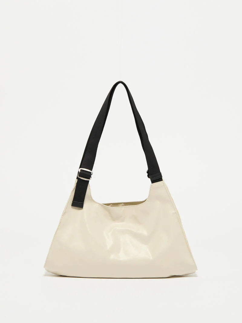 Small underarm shoulder bag