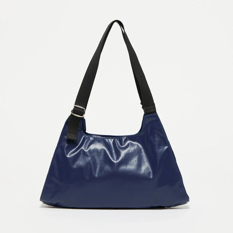 Small underarm shoulder bag