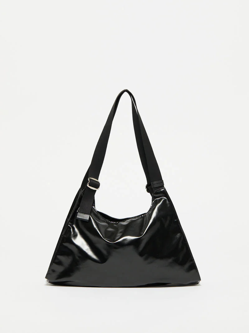 Small underarm shoulder bag